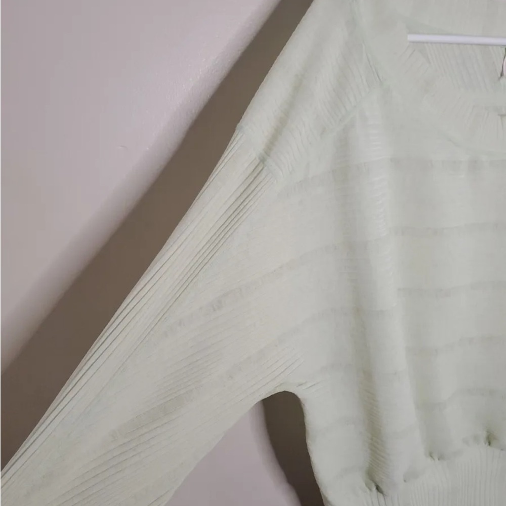 Free People Movement Sage Green Lightweight Top Medium - Picture 2 of 11